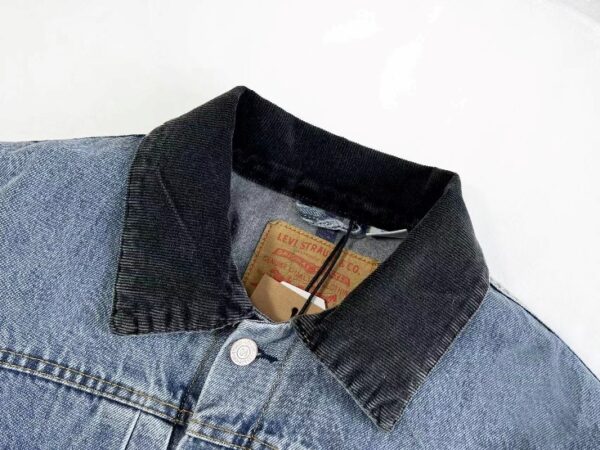 STUSSY X LEVI EMBOSSED DENIM JACKET